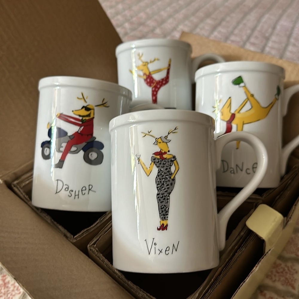Pottery Barn Hip Reindeer mugs set of 4